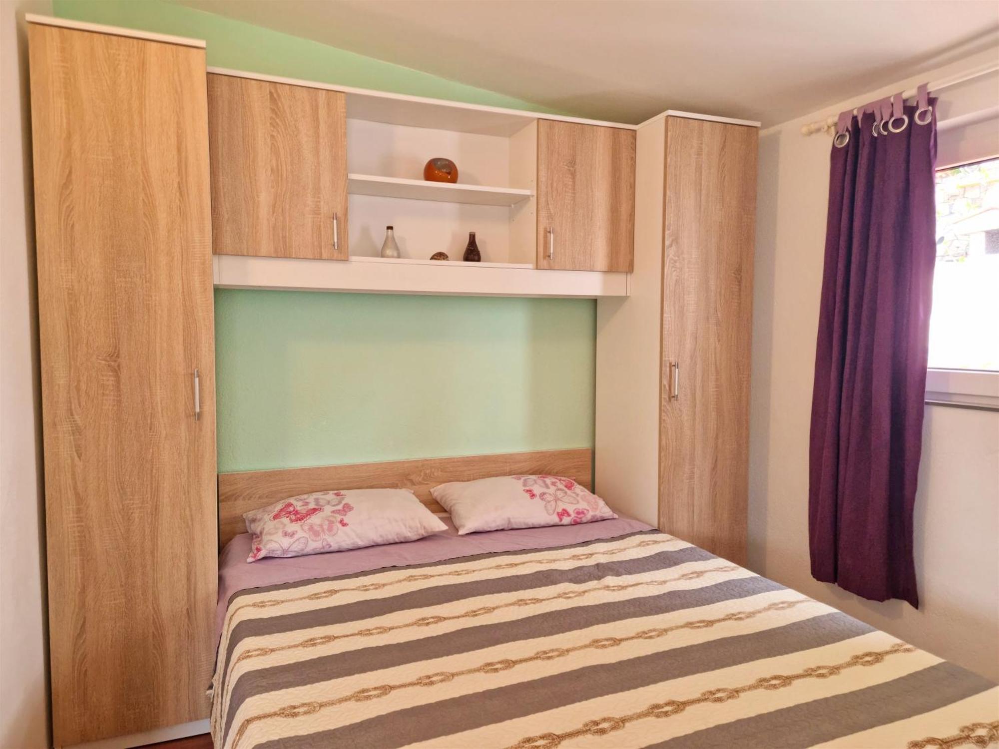 Apartments Neda Omiš Rom bilde