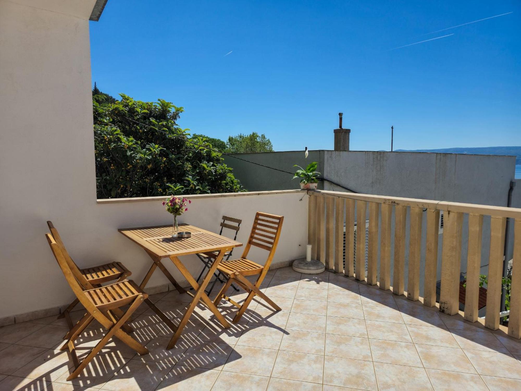 Apartments Neda Omiš Rom bilde